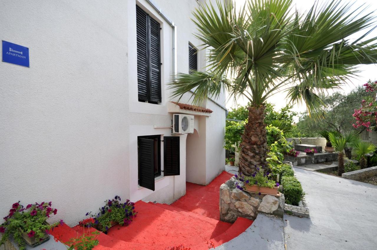 Apartments With A Parking Space Okrug Donji, Ciovo - 13732 Donji Okrug  Extérieur photo
