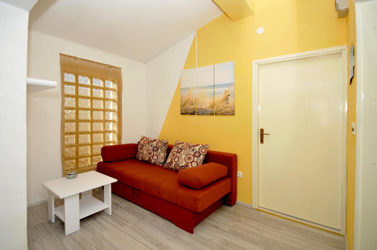 Apartments With A Parking Space Okrug Donji, Ciovo - 13732 Donji Okrug  Extérieur photo